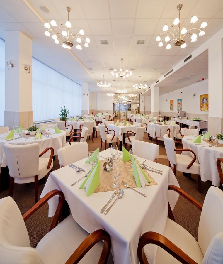 Hotel Limba Ctt Tvrdosin Extérieur photo