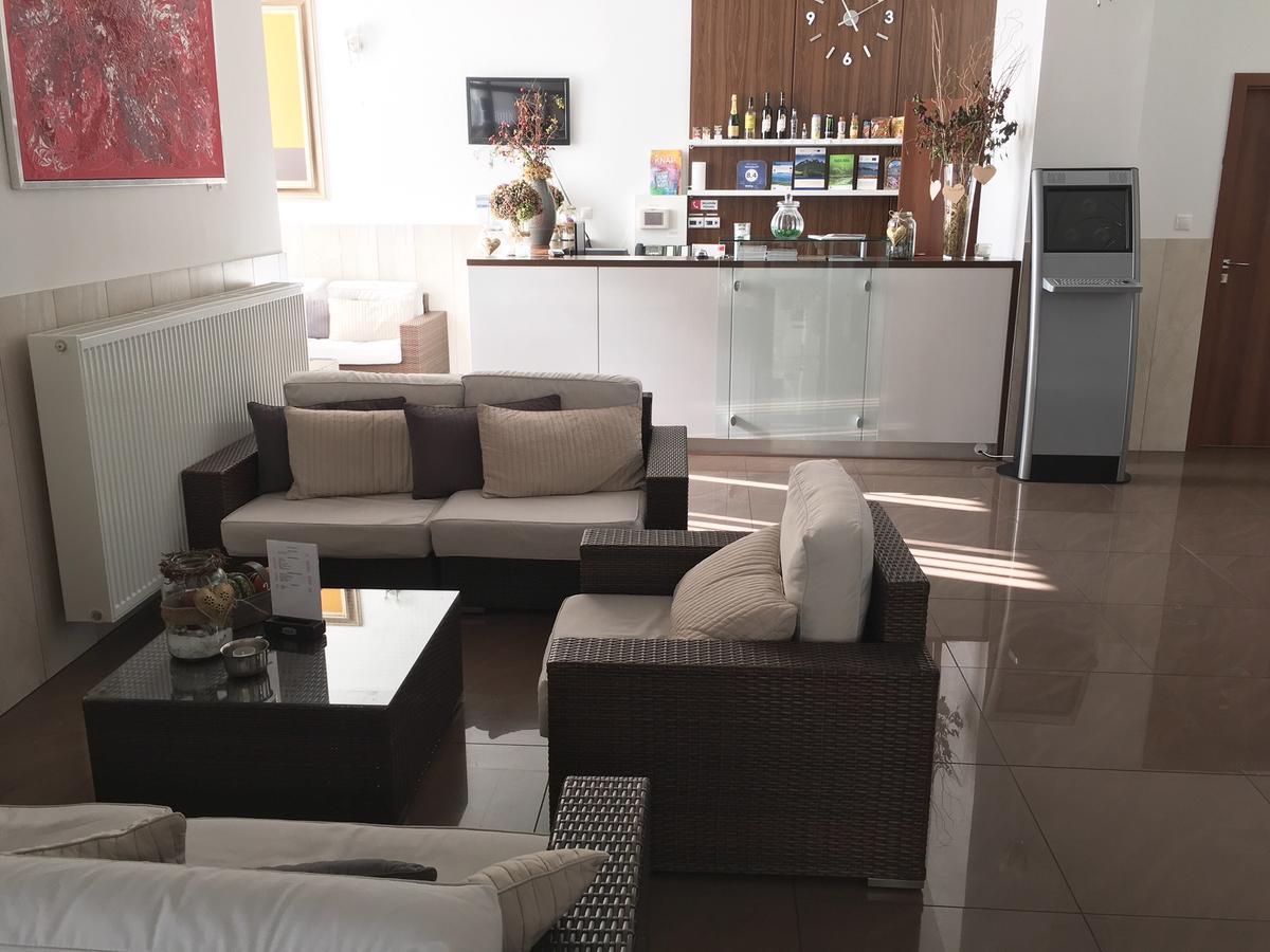 Hotel Limba Ctt Tvrdosin Extérieur photo